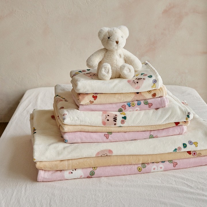 25F/W DTD彩字軟萌物語系列-極細觸感毛絨毯