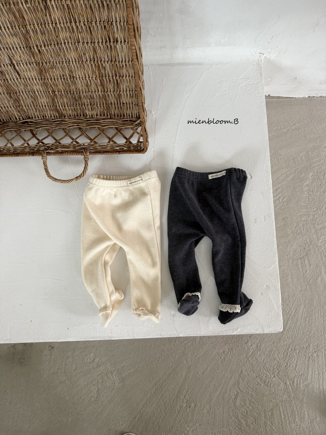 Velvet Lace Footed Leggings