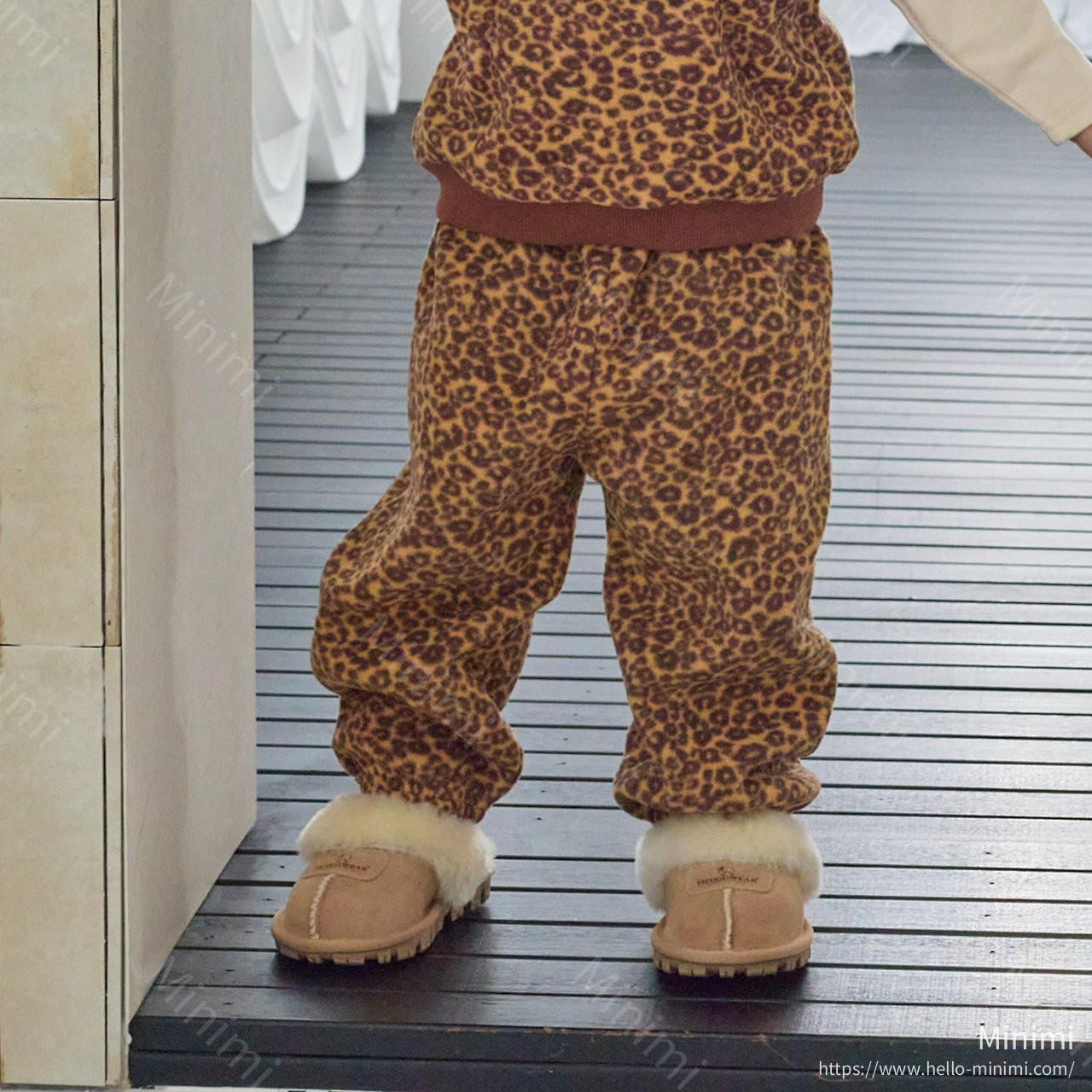 1st BLUE Leopard Fleece Pants 細節圖 3