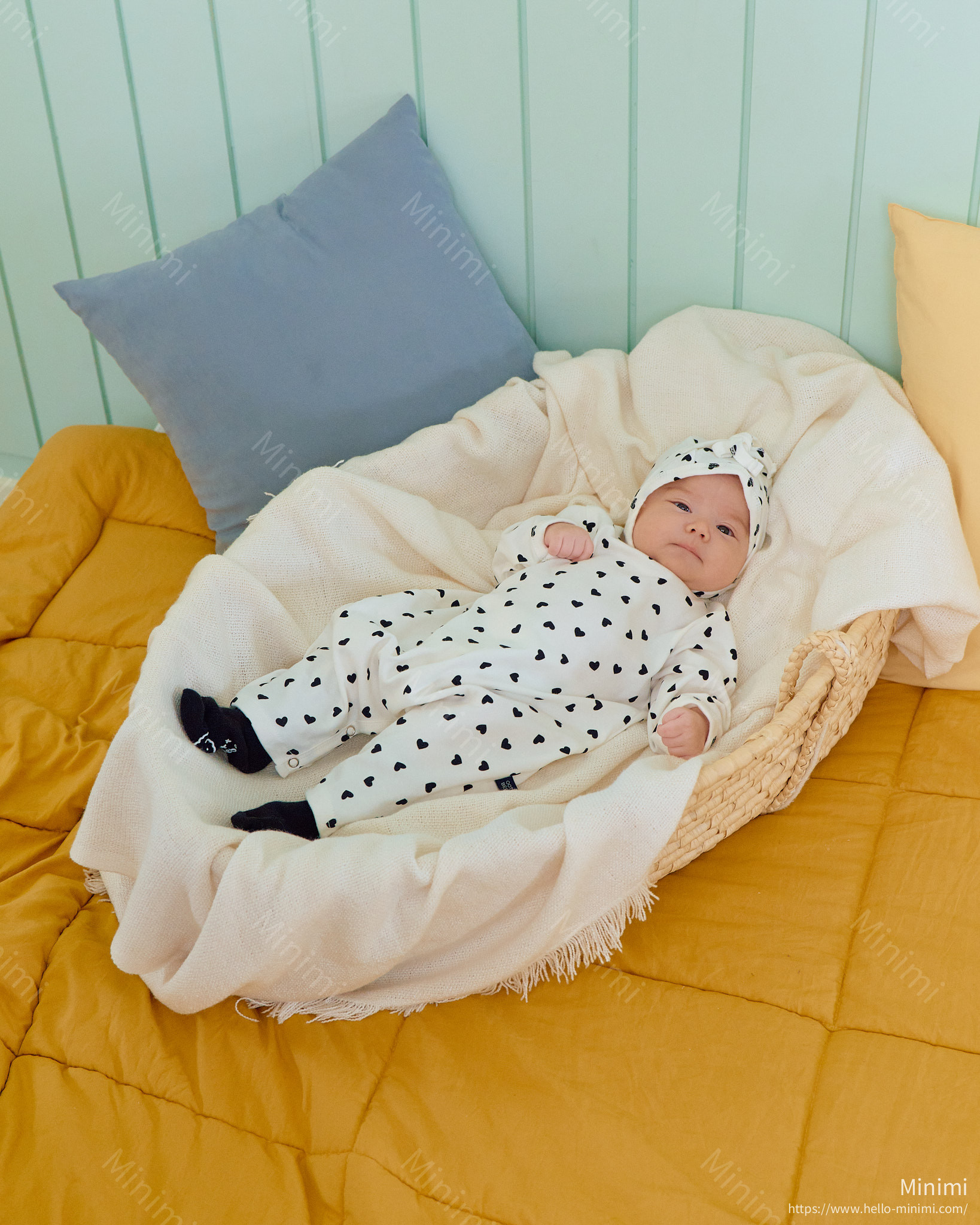 oott bebe Petite Heart Full Bodysuit + Bonnet Set 細節圖 13