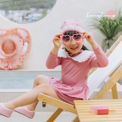 [UPF50+] Koongs Koongs [One-Piece] Chou Chou (Pink) Rash Guard Set