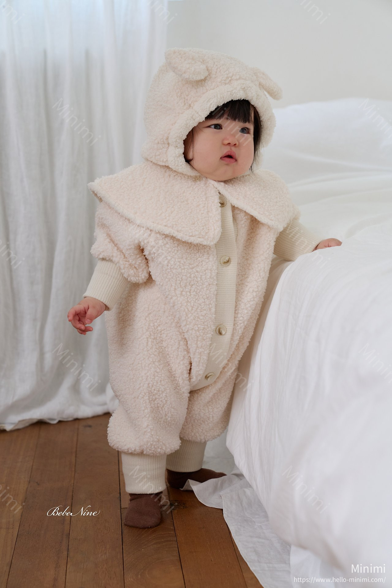 bebe nine Cloud Cape 細節圖 3