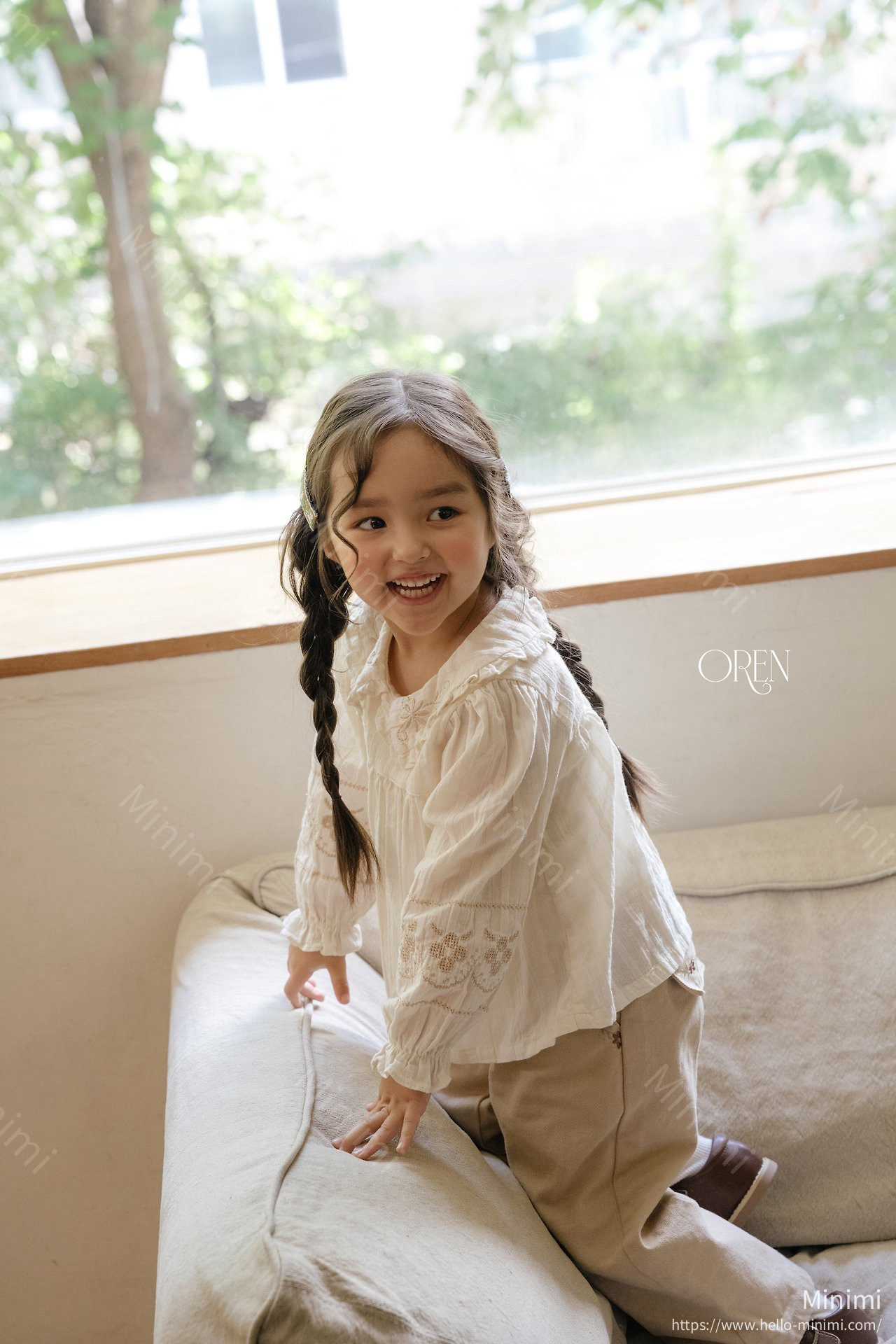 Oren Honey Beige Blouse 細節圖 1