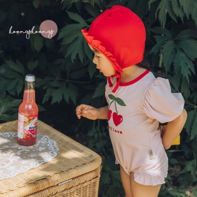 [UPF50+] Koongs Koongs [One-Piece] Sweet Cherry Rash Guard Set
