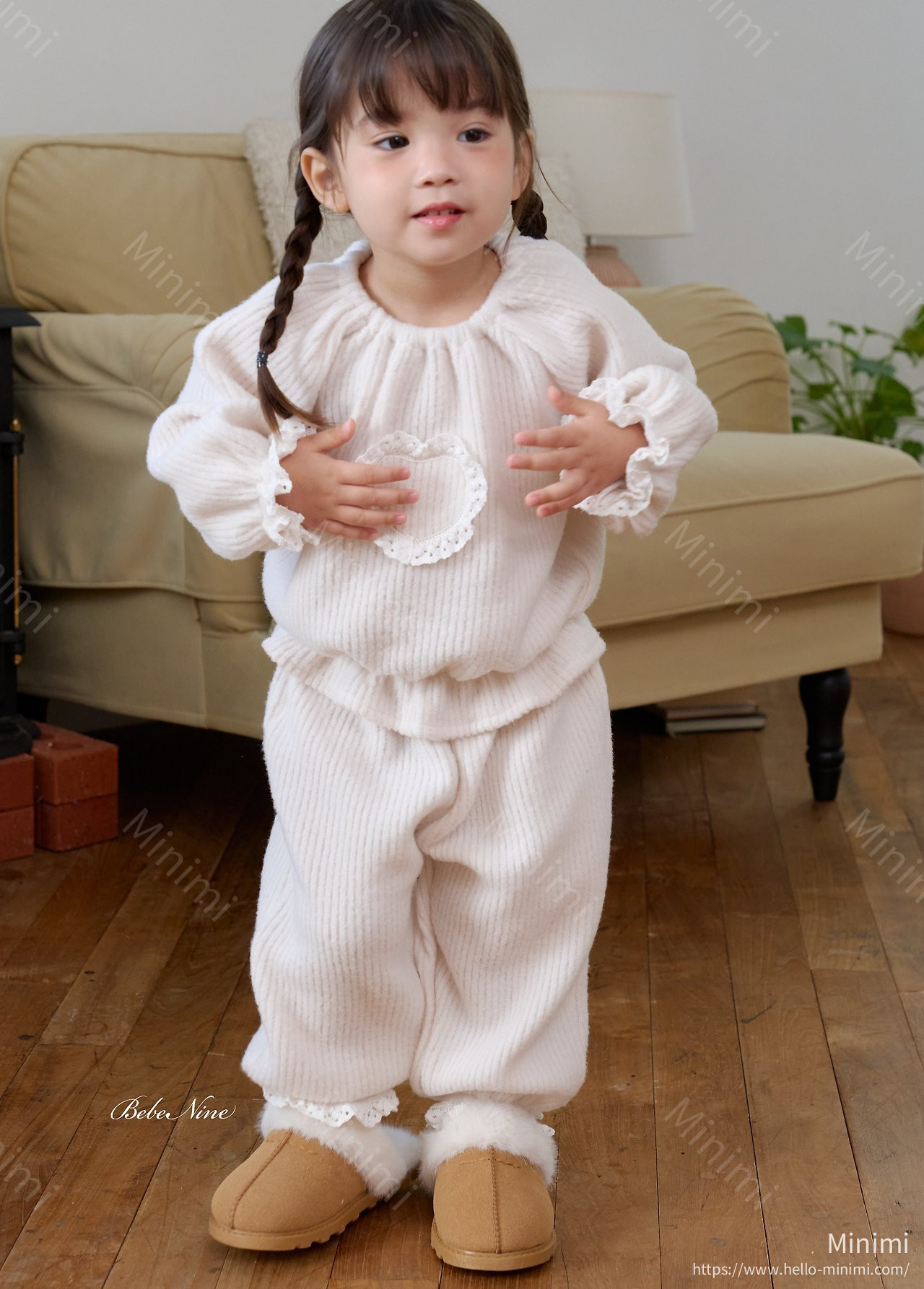 bebe nine Heart Brushed-Lining Frill Top 細節圖 14