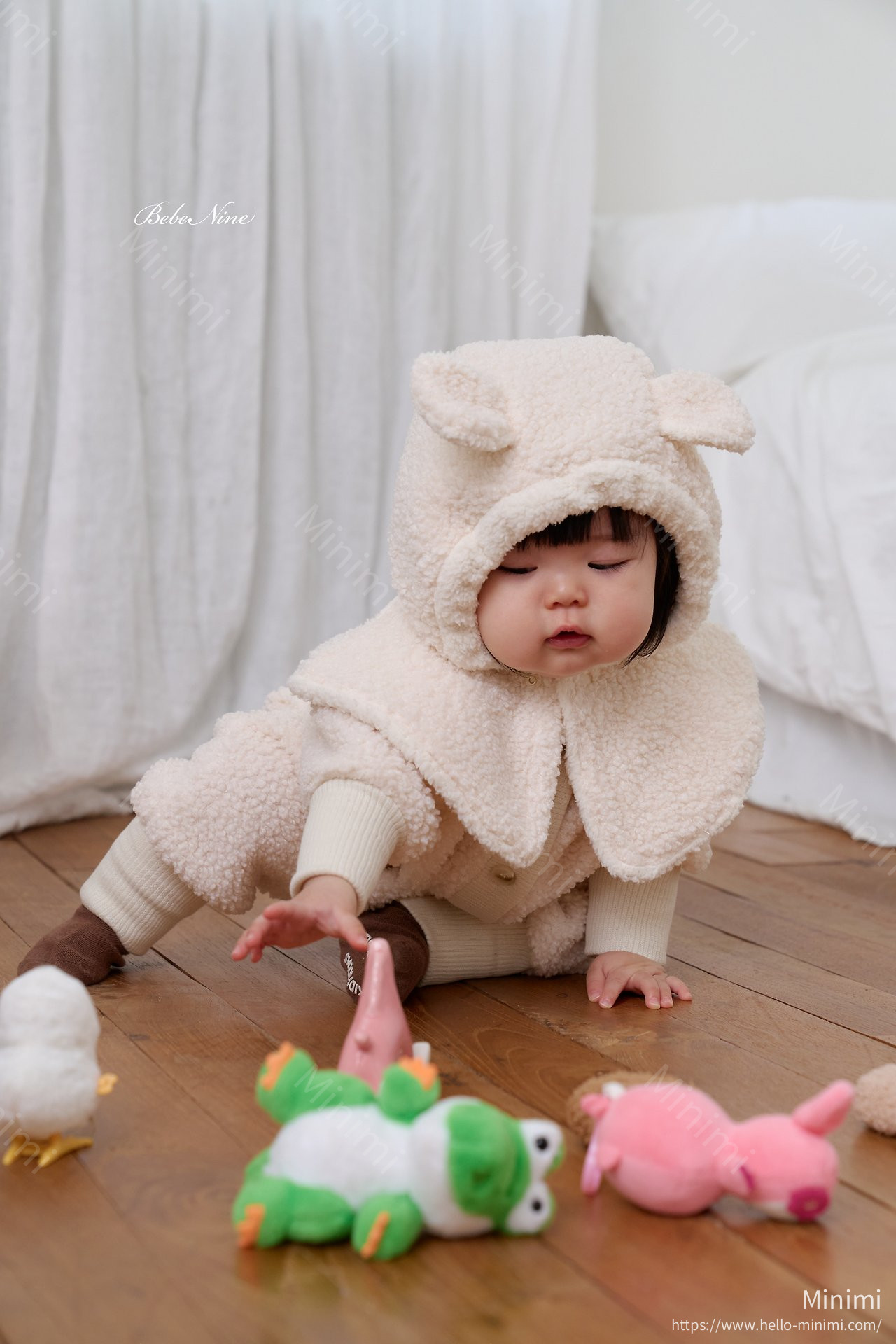 bebe nine Cloud Cape 細節圖 5