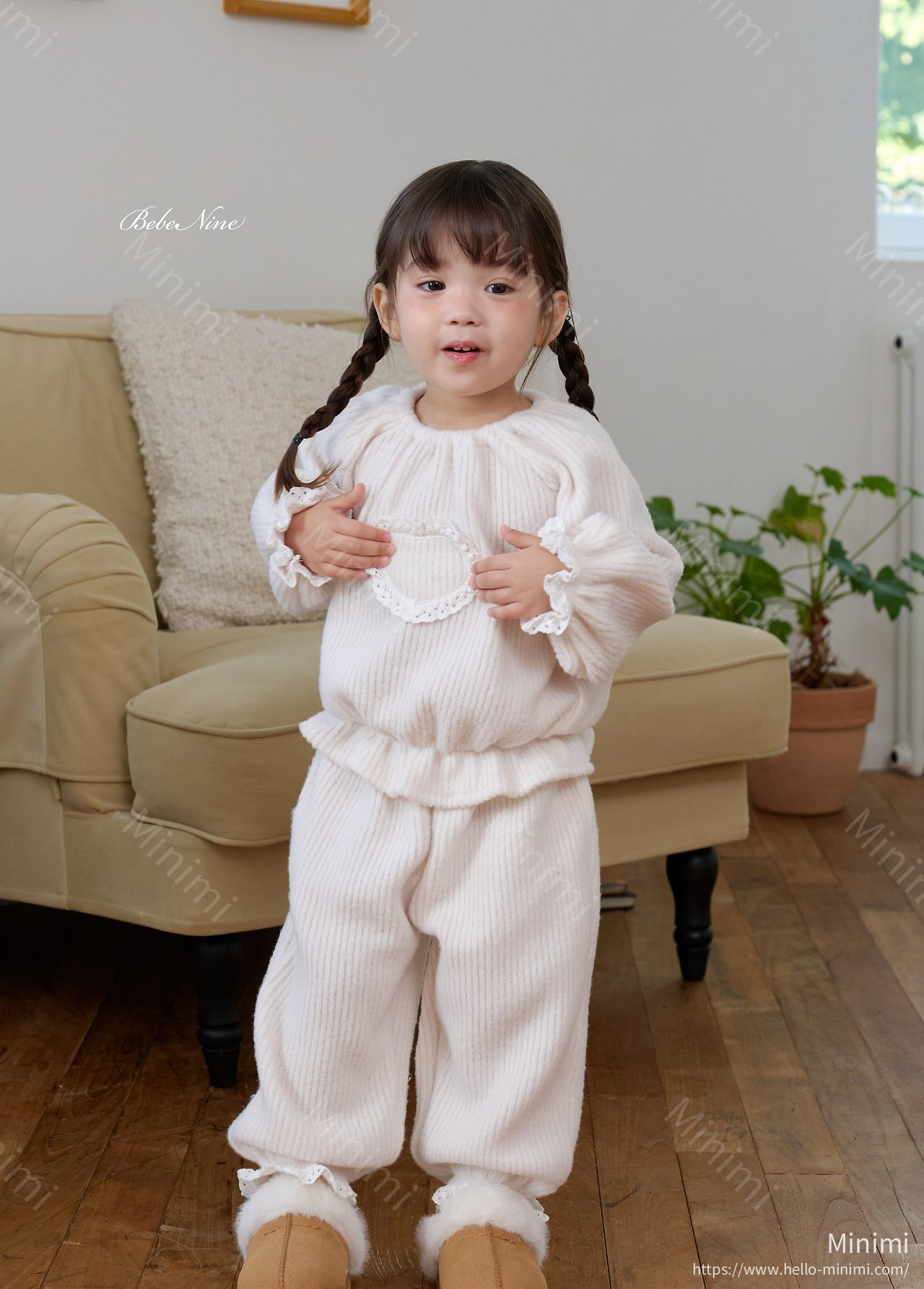 bebe nine Heart Brushed-Lining Frill Top 細節圖 13