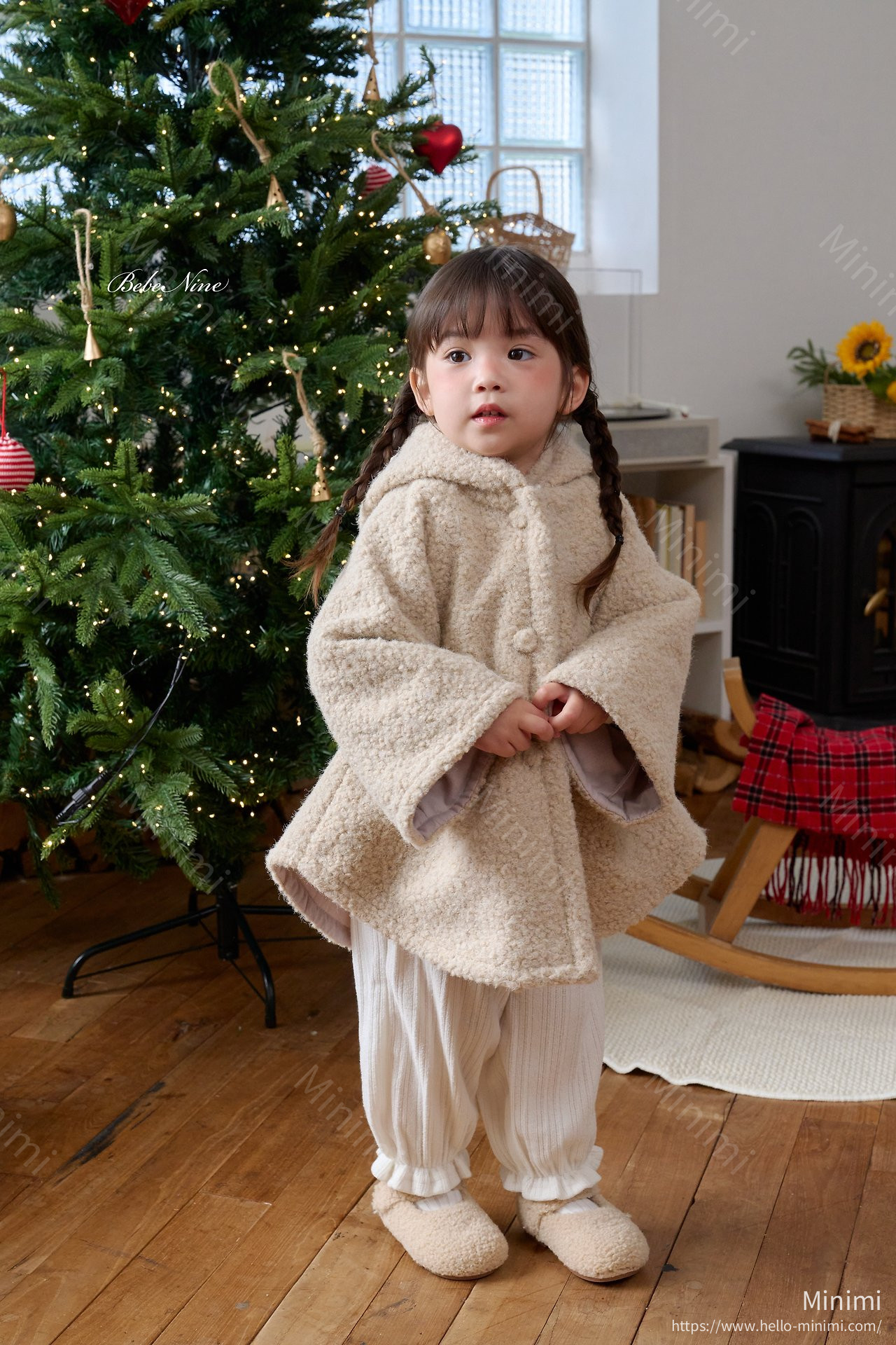 bebe nine Rabbit Cape Coat 細節圖 3
