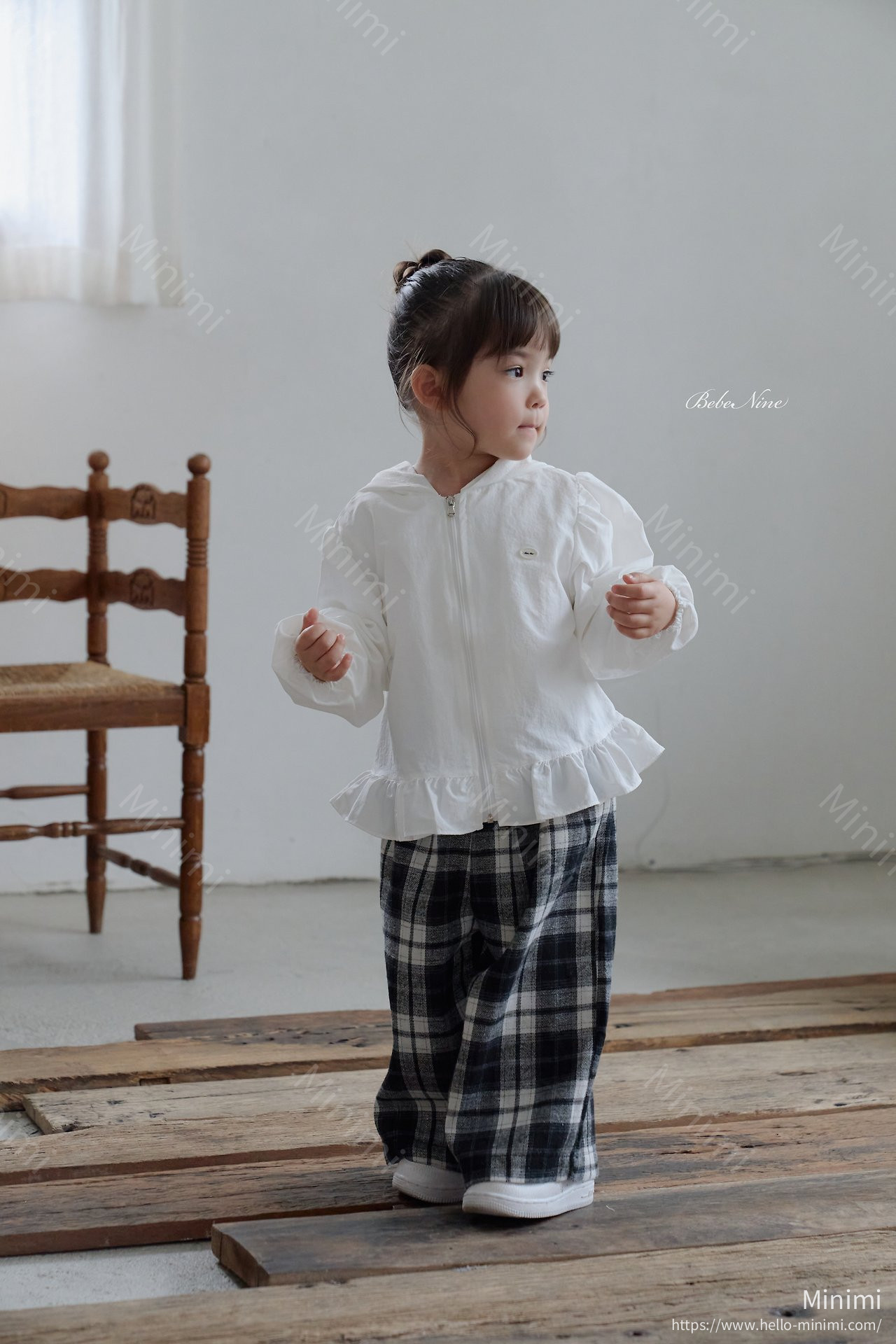 bebe nine Bella Windbreaker 細節圖 5