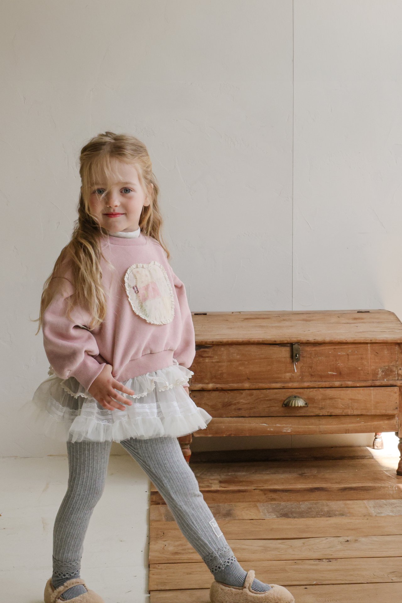 Apple MTM (Sweatshirt)