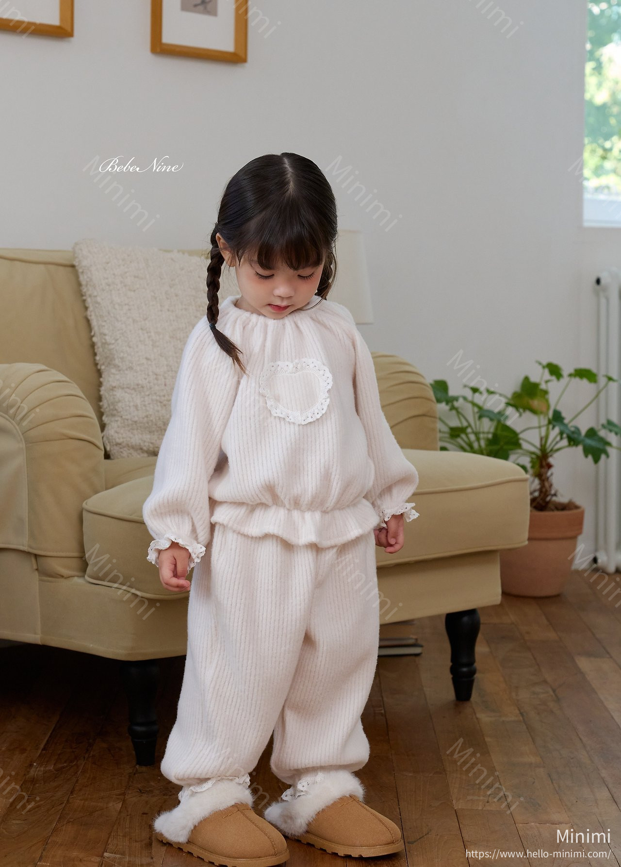 Heart Brushed-Lining Frill Top