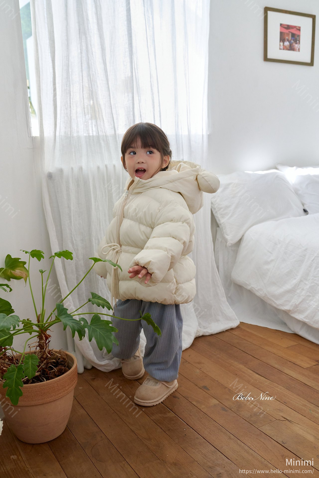bebe nine Arc Bear Padded Jacket 細節圖 7