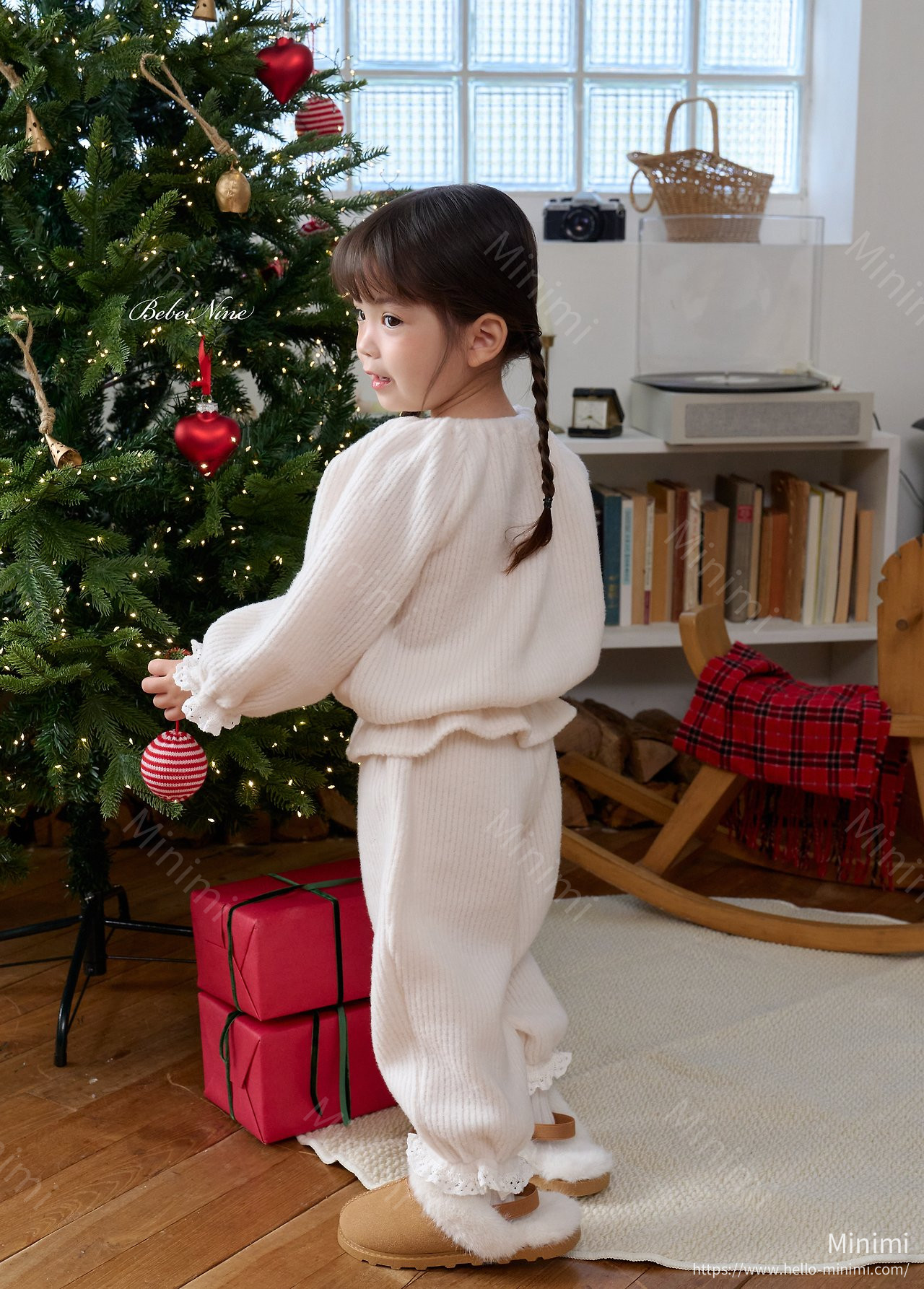 bebe nine Heart Brushed-Lining Frill Top 細節圖 9