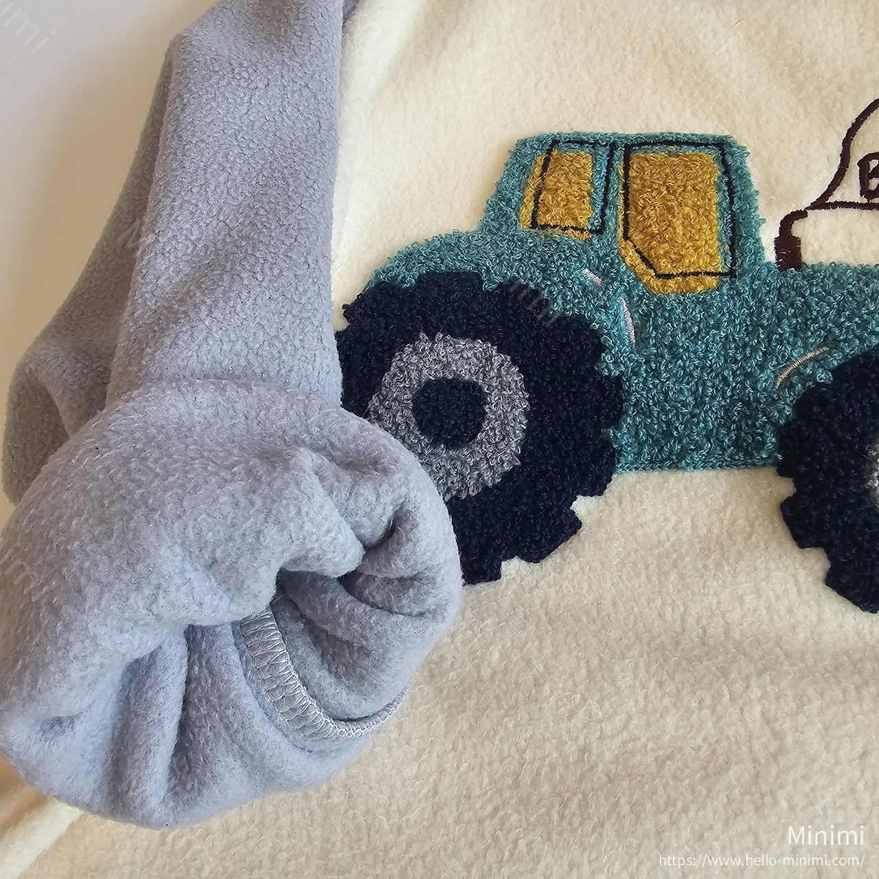 1st BLUE Boucle Car Sweatshirt 細節圖 2
