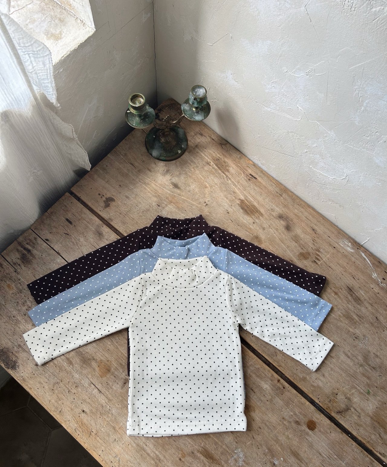 (Bebe) Ghana Dot Turtleneck