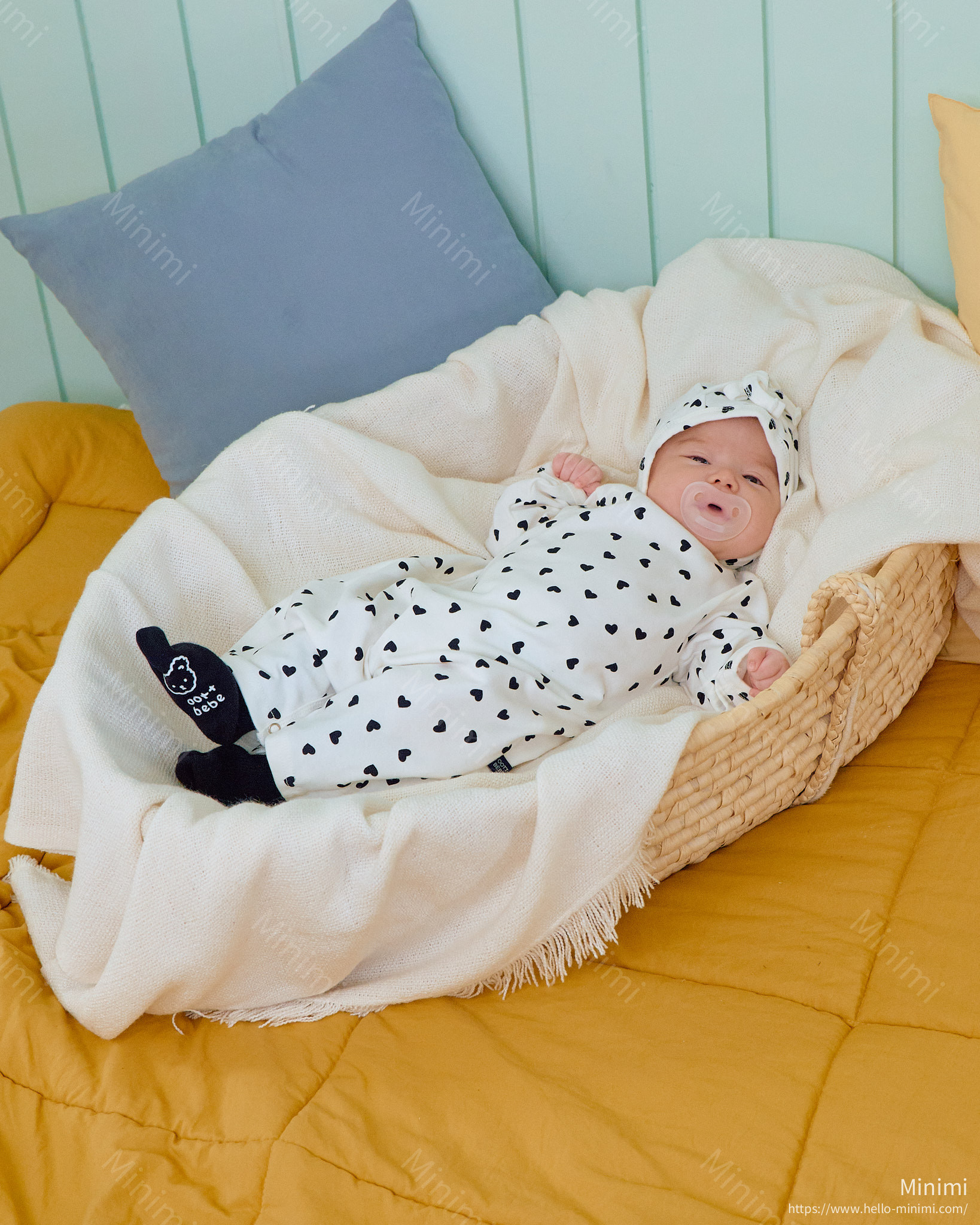 oott bebe Petite Heart Full Bodysuit + Bonnet Set 細節圖 16