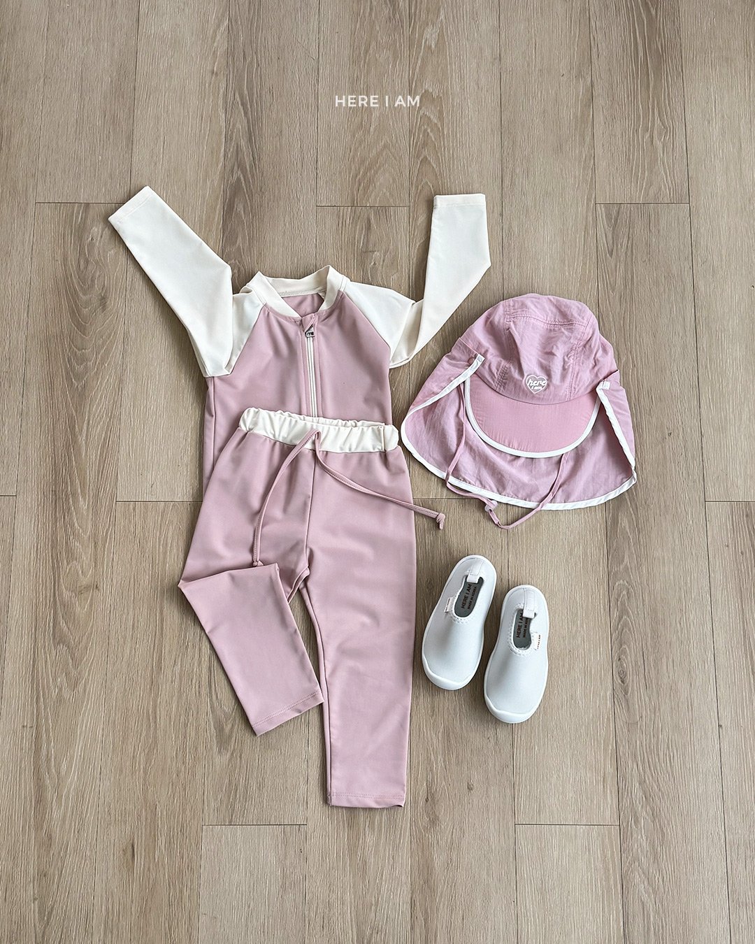 HERE I AM Bunny Rash Zip-up Set 細節圖 2