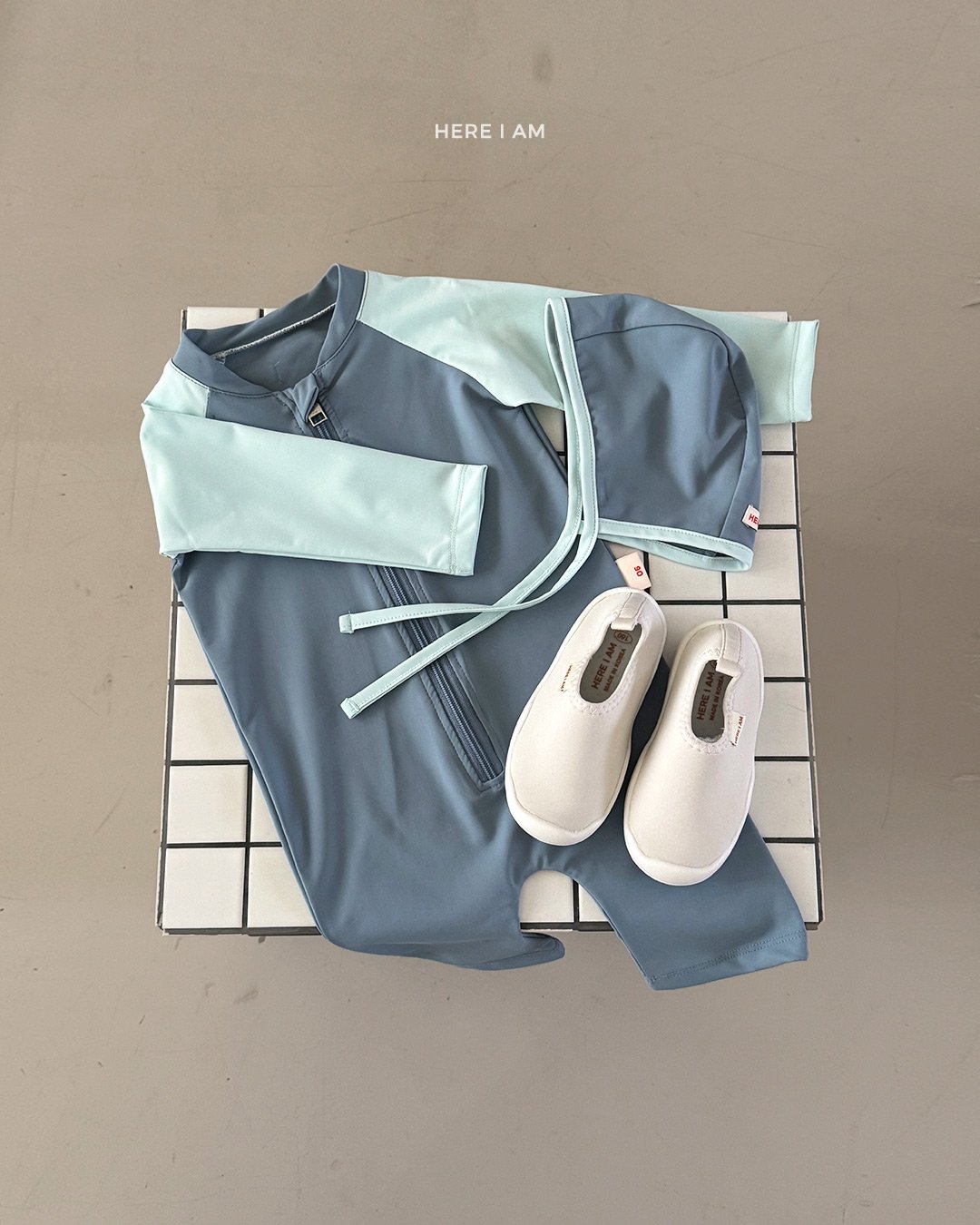 HERE I AM Bunny Rashguard Suit 細節圖 7