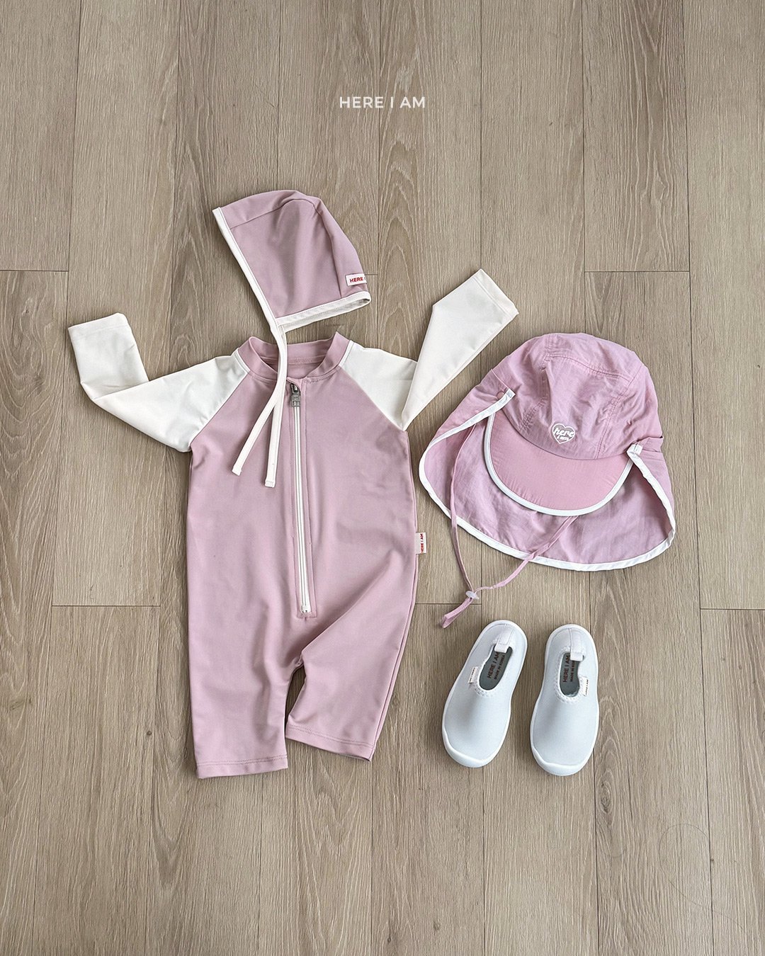 HERE I AM Bunny Rashguard Suit 細節圖 2