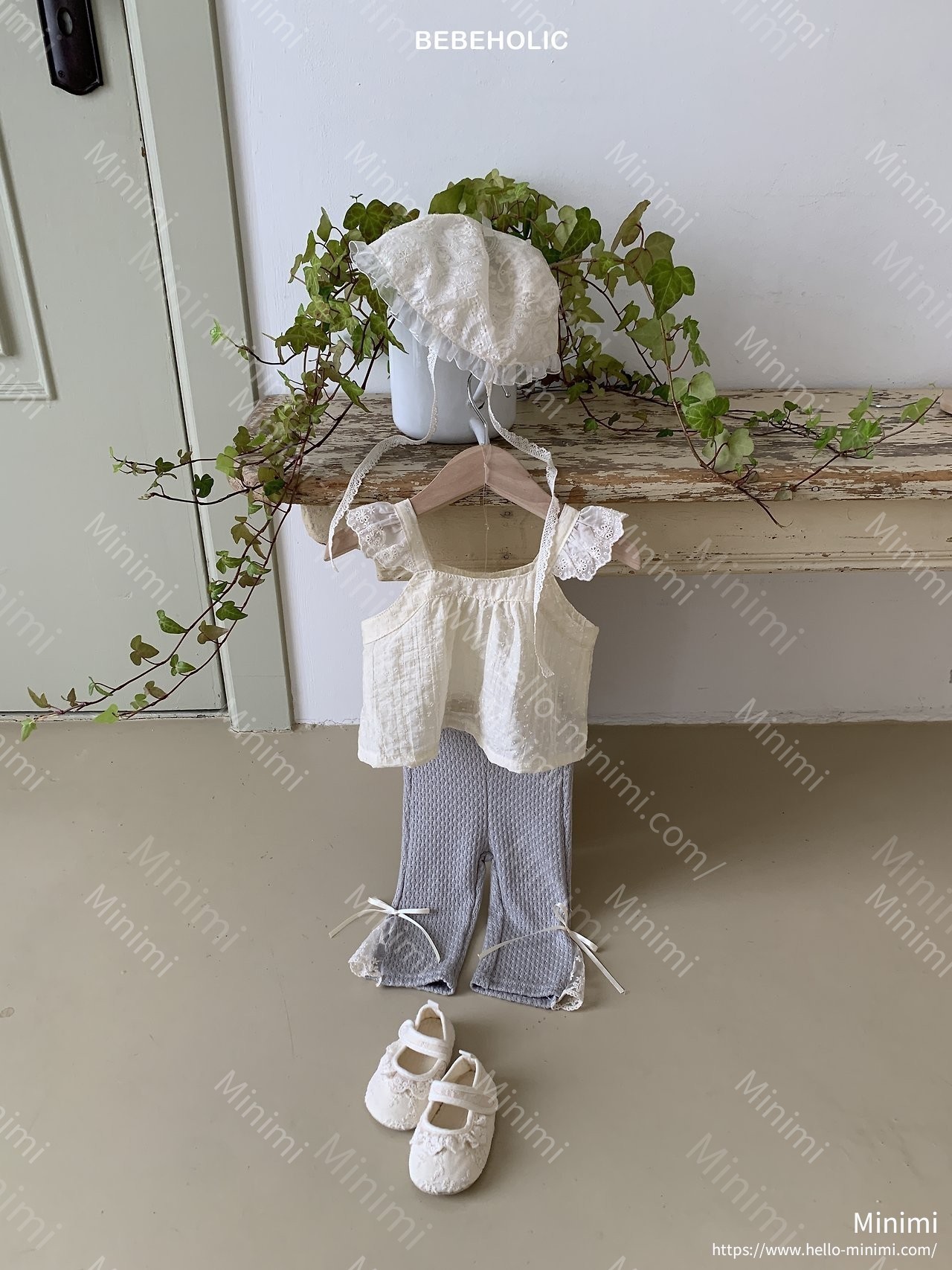 BEBEHOLIC Leaf Blouse 細節圖 4
