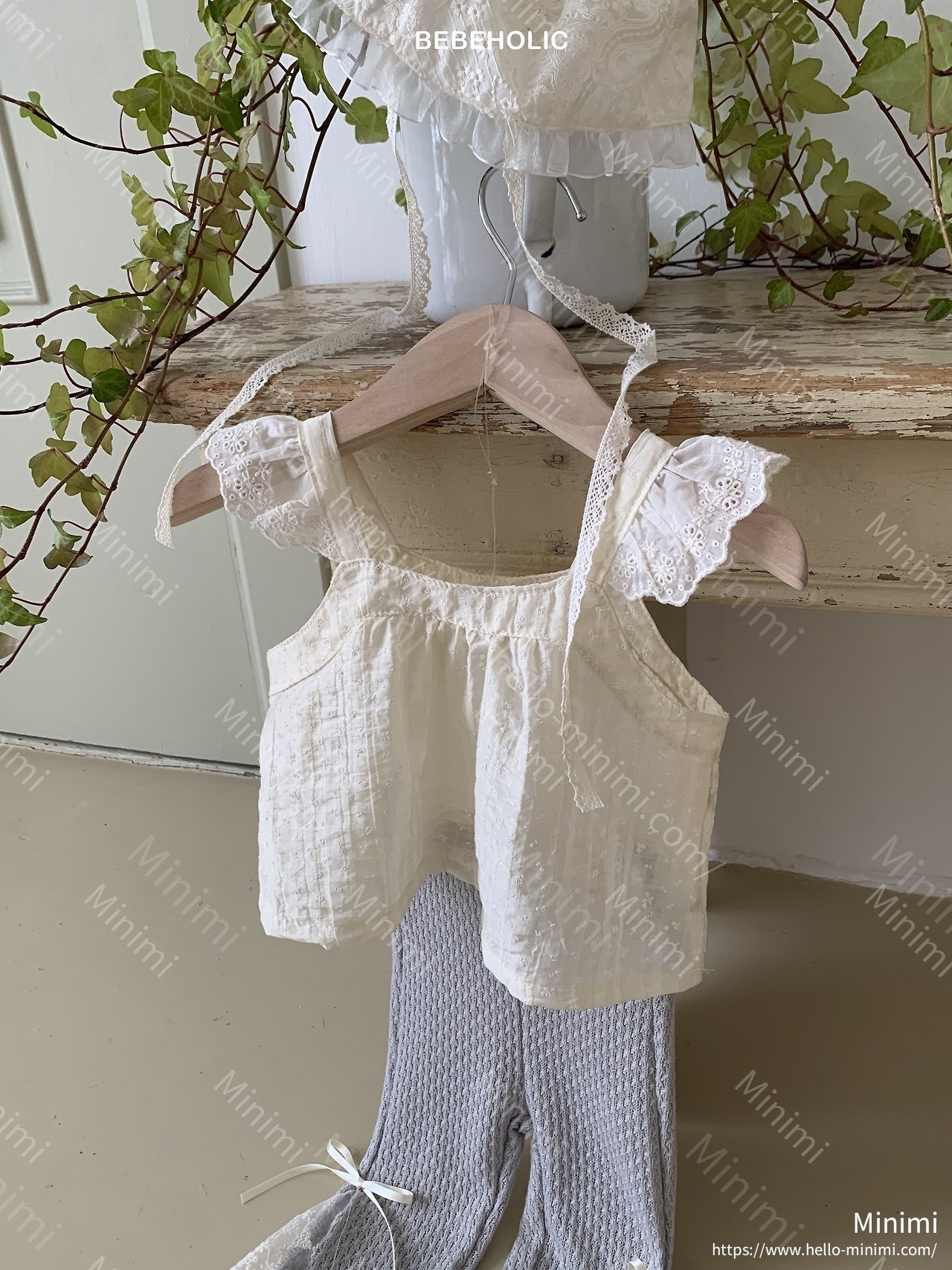BEBEHOLIC Leaf Blouse 細節圖 5