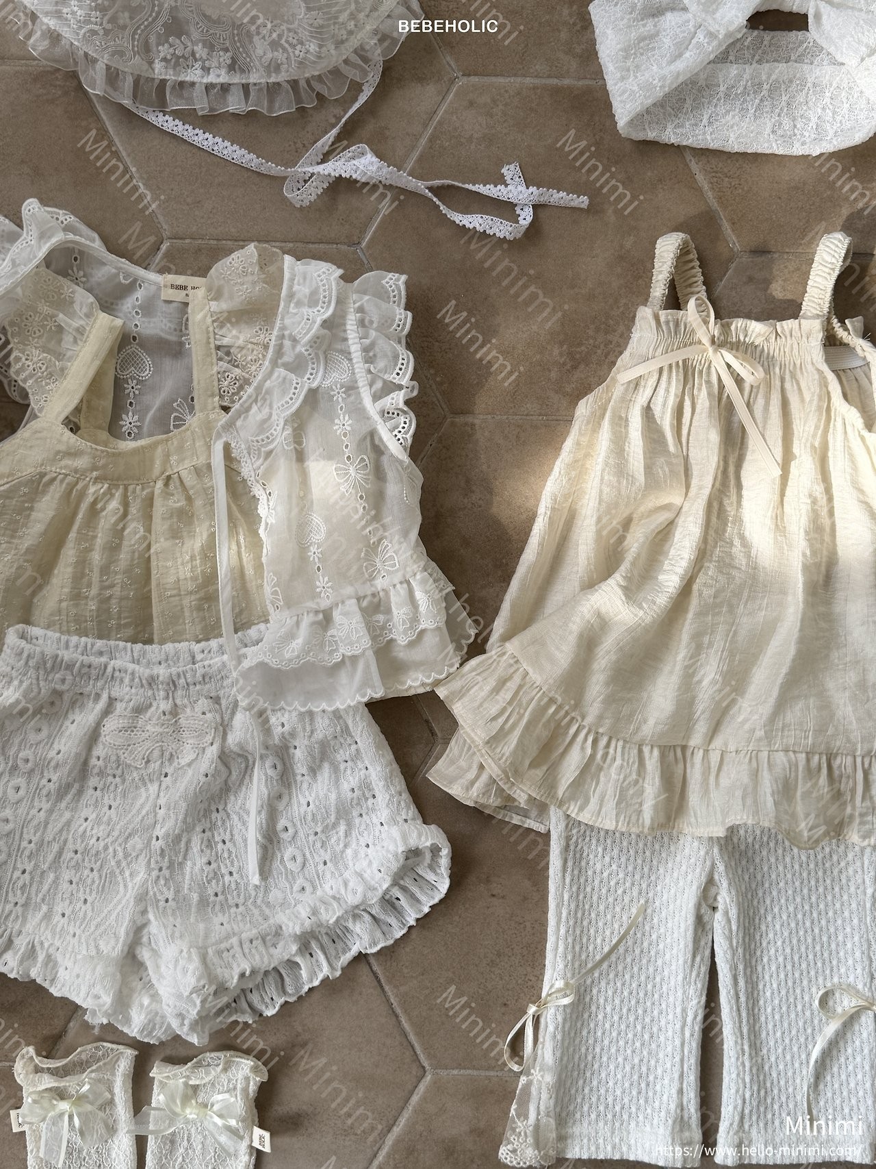BEBEHOLIC Leaf Blouse 細節圖 8